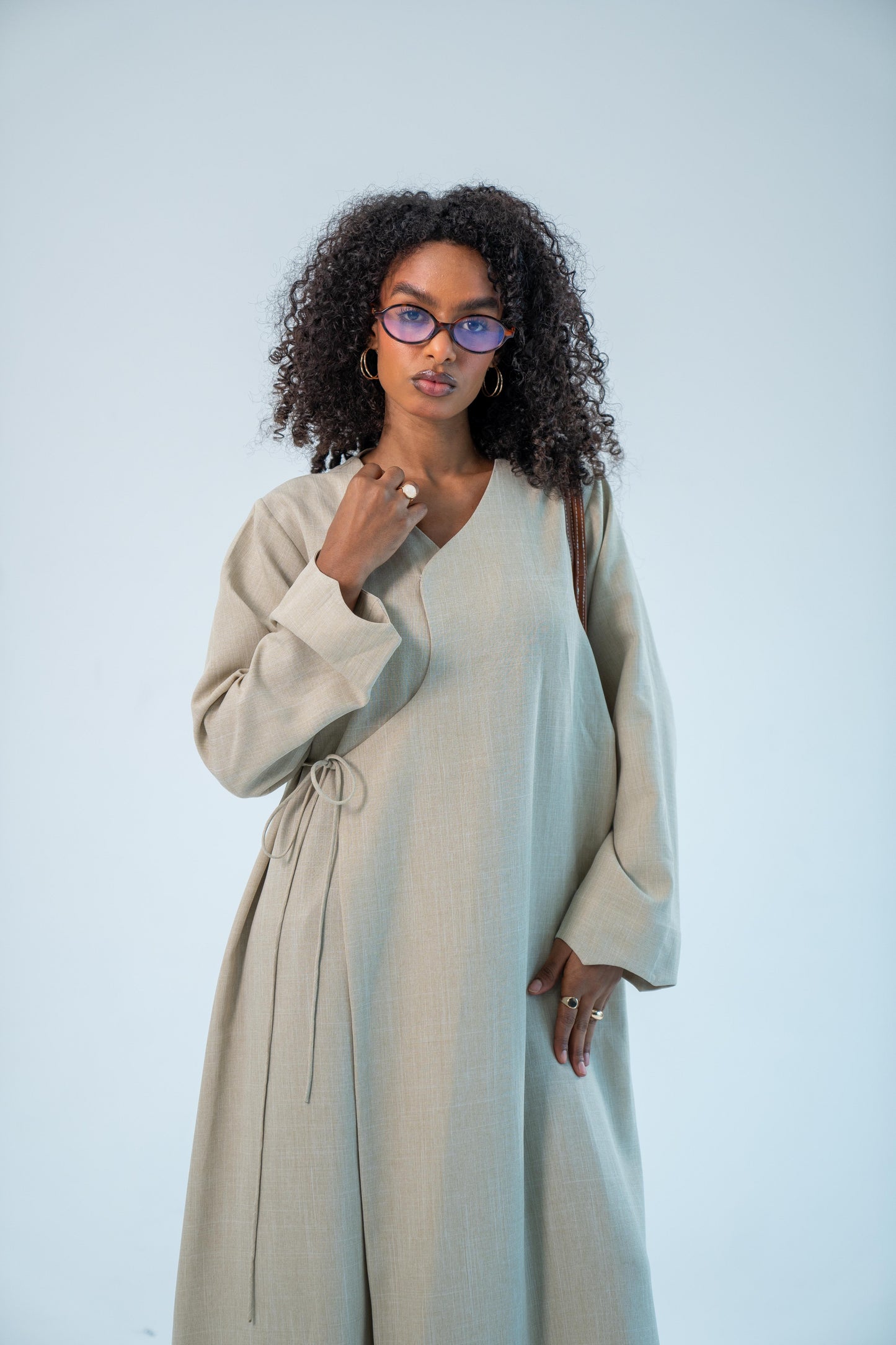 RAHMA — Bow-Tie Linen Abaya (Pearl Cream)